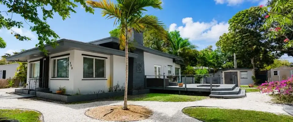 Dania Beach duplex for sale