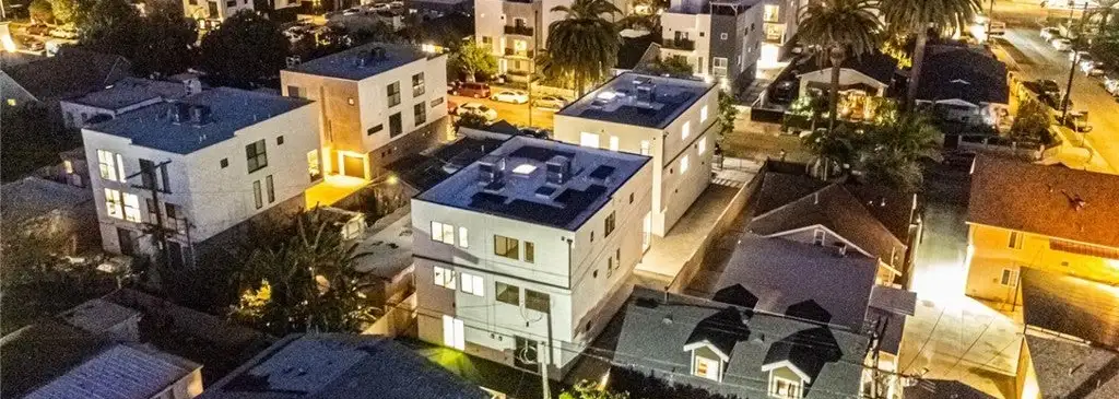 Duplex homes in Los Angeles