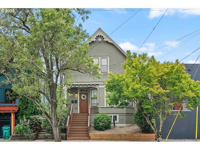 Portland duplex home