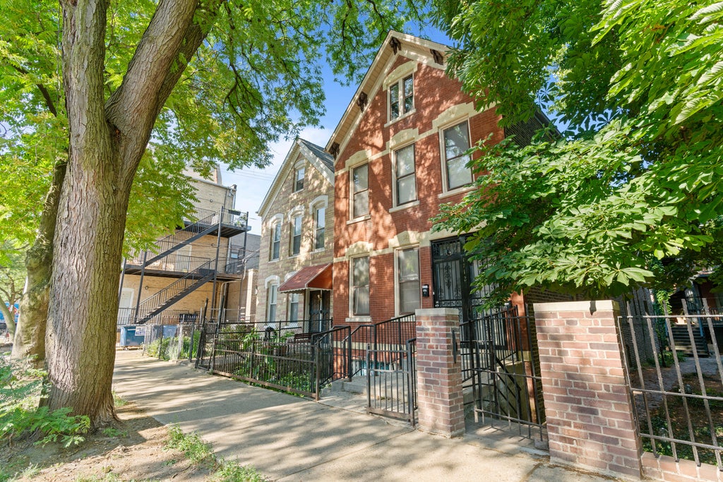 North Side Chicago Duplex